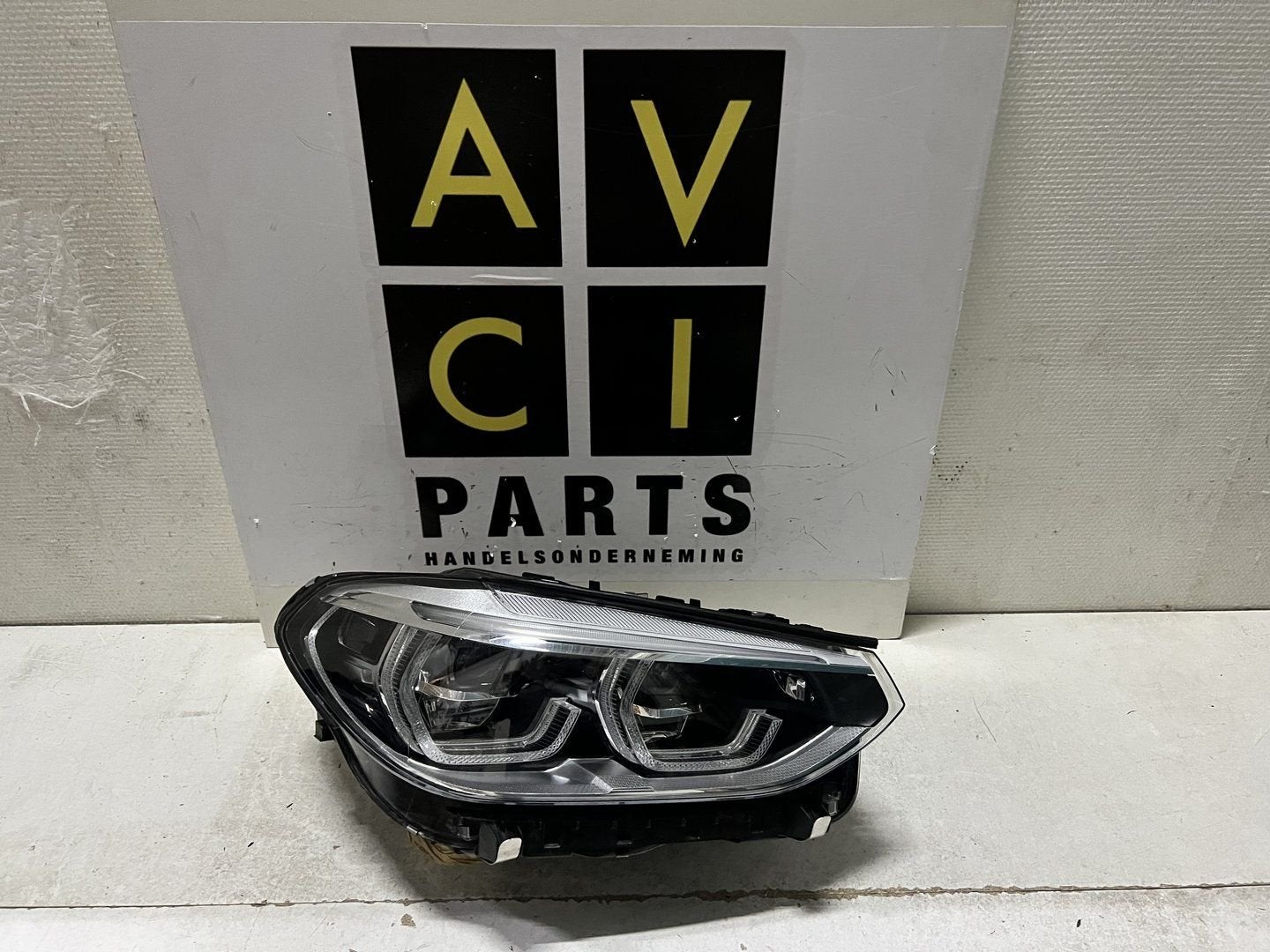 BMW G01 G02 X3 X4 ADAPTIVE LED KOPLAMP RECHTS 9491682-05, -, Utilisé, -, Enlèvement ou Envoi