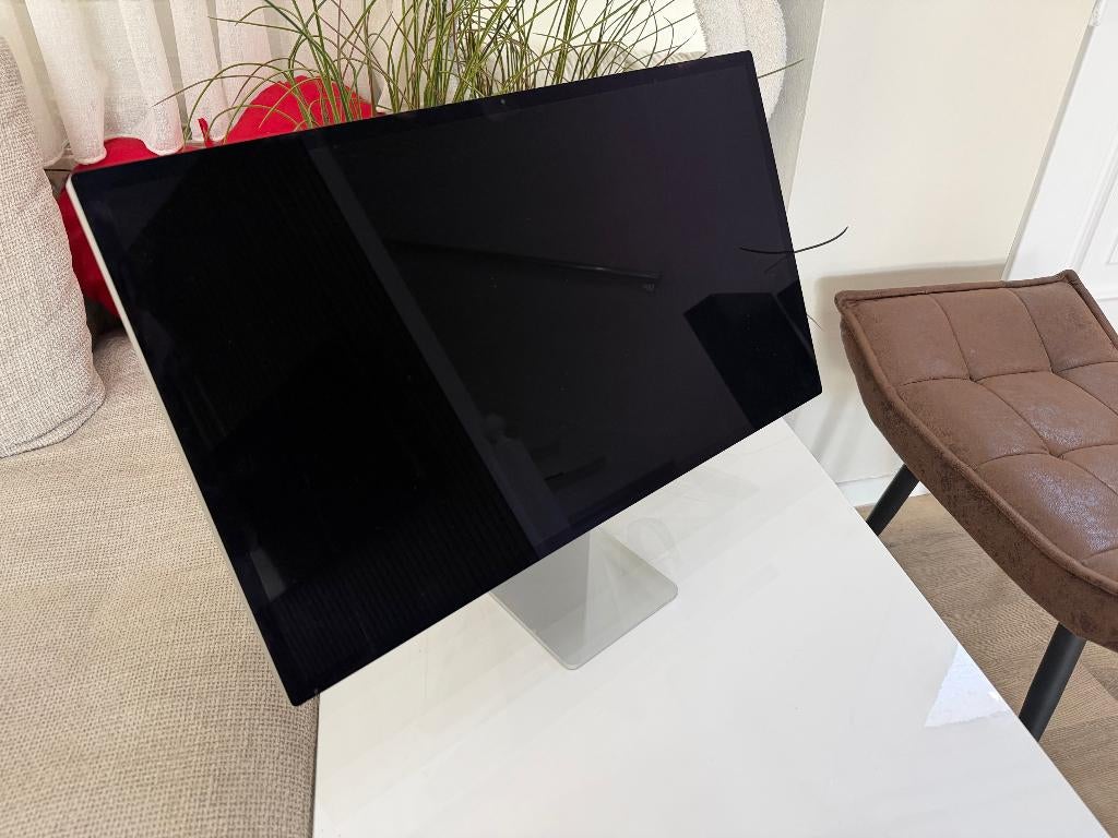 Apple Display Studio 27" - MK0U3FN/A, Enlèvement, Comme neuf, USB-C