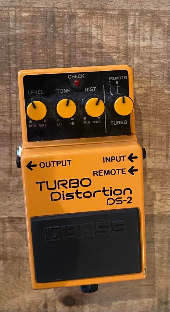 Boss DS-2, Musique & Instruments, Enlèvement, Comme neuf