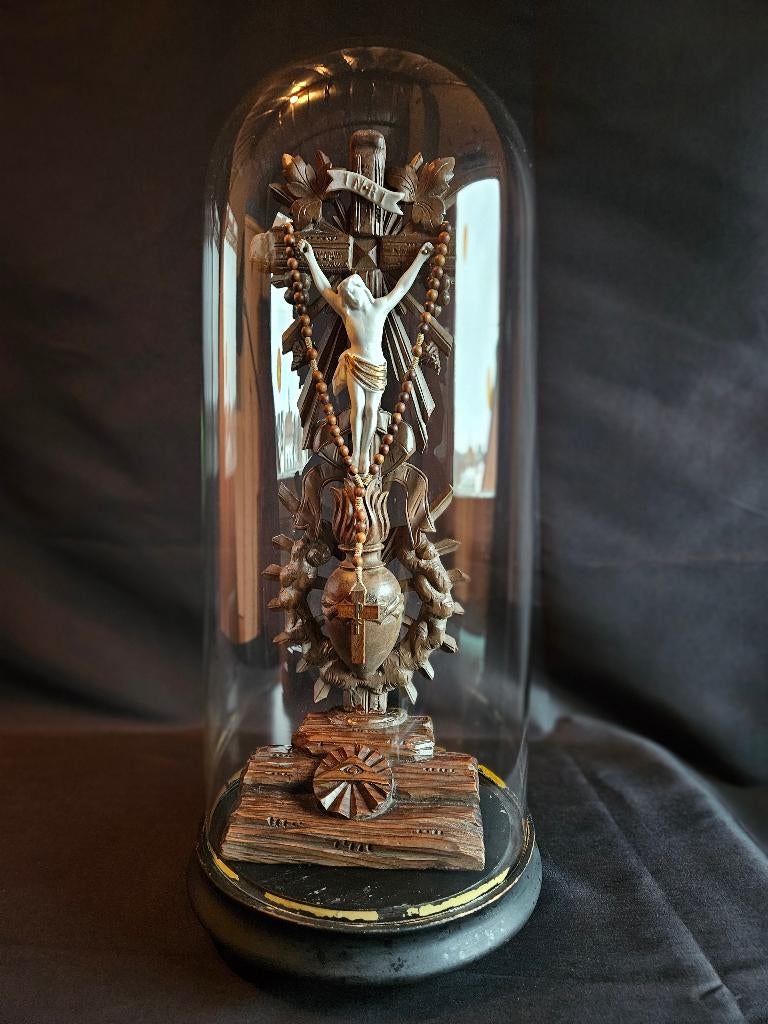 Antiek Kruisbeeld onder Glazen Stolp-19e Eeuws Devotieobject, Ophalen