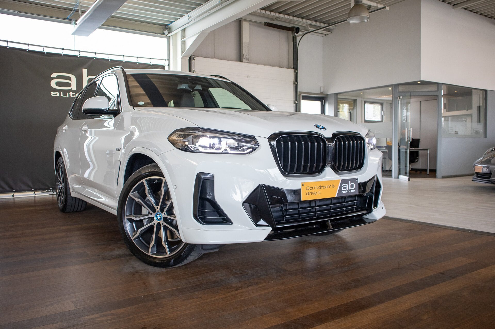BMW X3 30e M-SPORT xDRIVE CARPLAY, CAMERA, STUUR + ZETELVER, Auto's, 1998 cc, Zwart, 0 kg, 216 kW