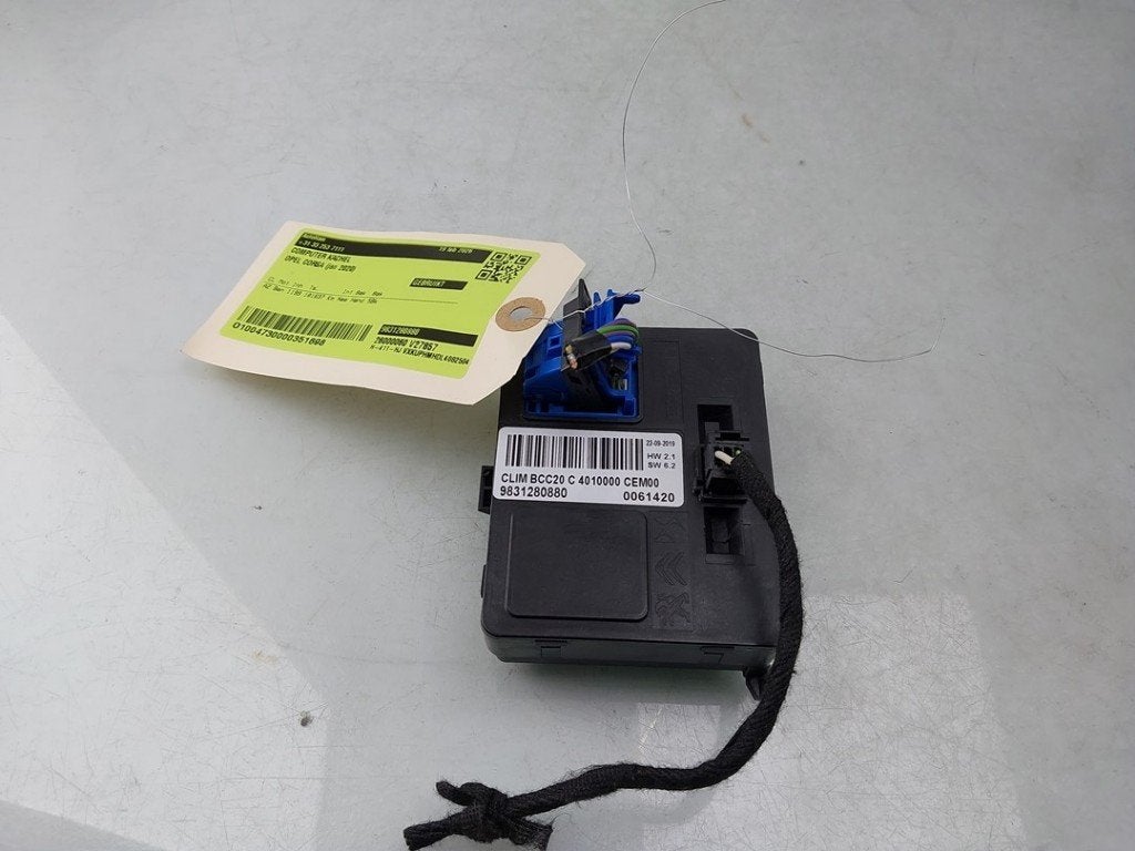 COMPUTER KACHEL Opel Corsa F (UB / UH / UP) (01-2019/-), Dhr. J. Ham, Gebruikt, Administratie@autoham.nl, Opel