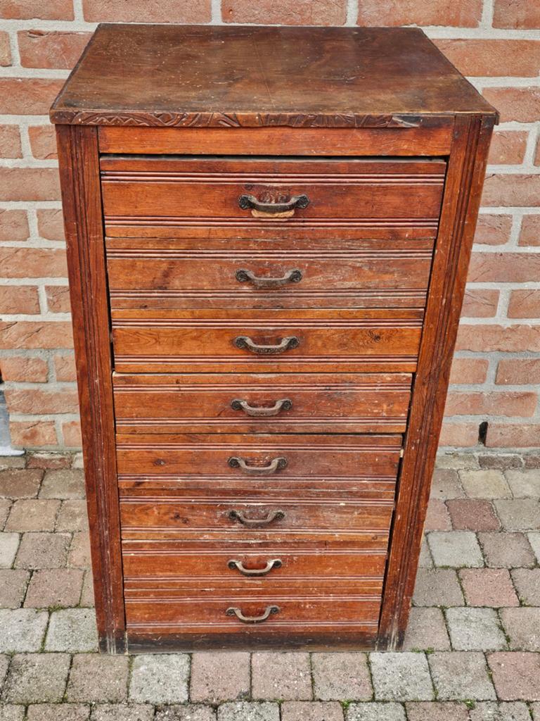 antieke houten archiefkast / winkelkastje met 8 laden., Ophalen