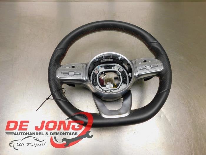 Volant d'un Mercedes A-Klasse, 3 mois de garantie, Utilisé, -, -