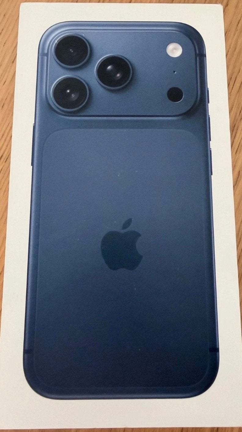 Iphone 17 pro neuf 512g  neuf sous scellé, Télécoms, Téléphonie mobile | Apple iPhone, Neuf, 512 GB, Enlèvement ou Envoi, Autres modèles