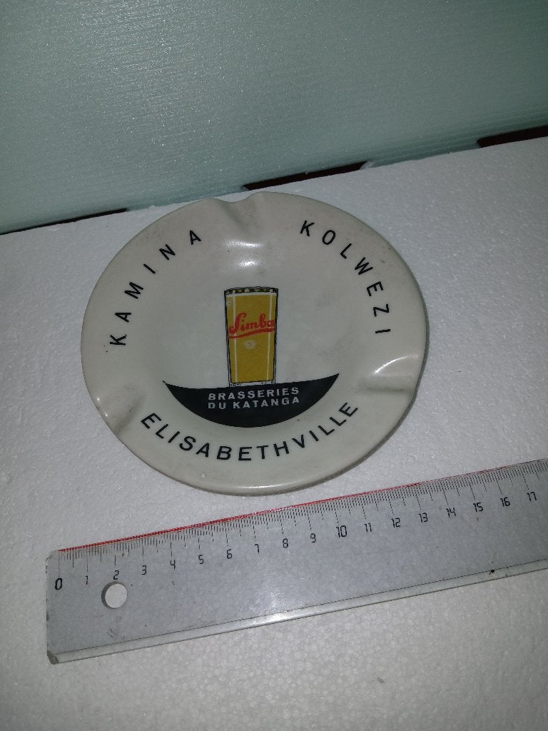 Ancien cendrier SIMBA Bries du KATANGA  en bakélite, Collections, Marques de bière, Enlèvement ou Envoi, Comme neuf, Autres types