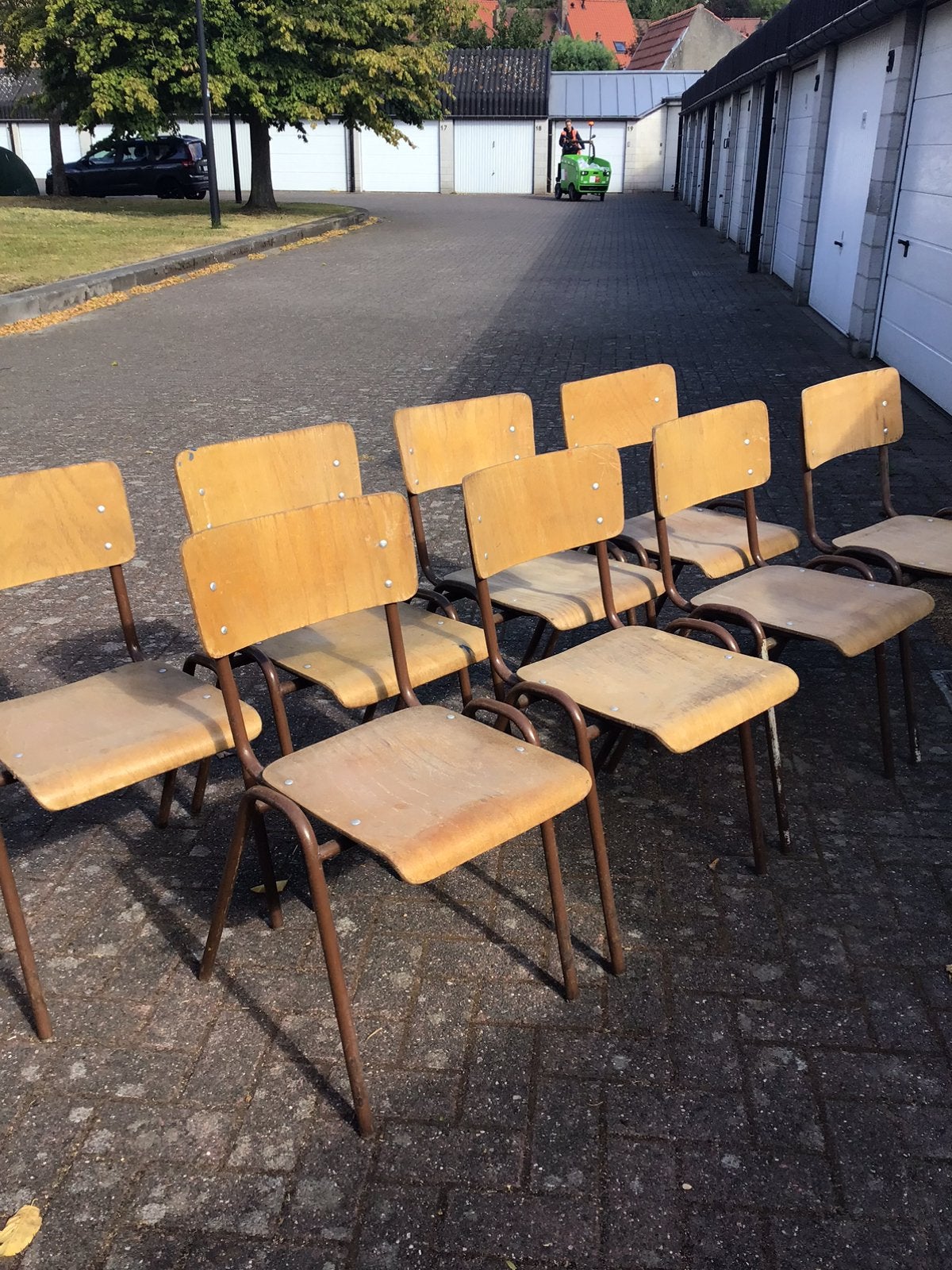 School stoelen ( 8 stuks ), Ophalen, Gebruikt