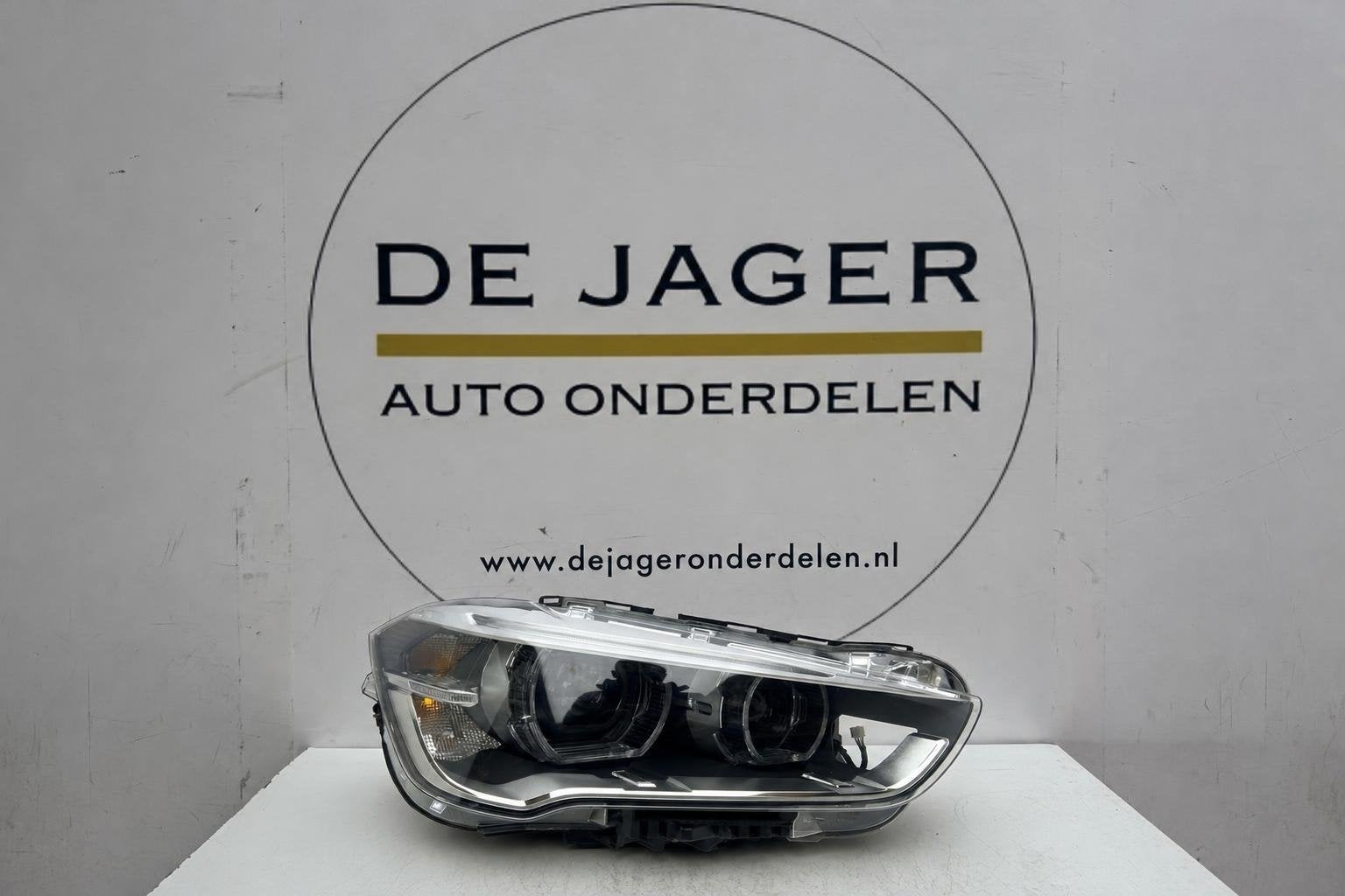 BMW X1 F48 Full LED koplamp rechts 7472220, Auto-onderdelen, Petuelring 130
80788  Munich, DE, Gebruikt, Info@bmw.de, BMW