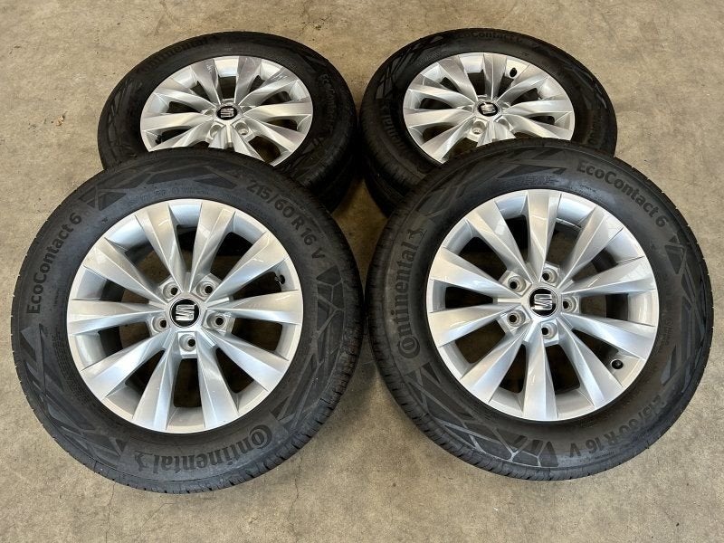 16 inch originele velgen + zomerbanden Seat Ateca 57A601025A, Autos : Pièces & Accessoires, Pneus et Jantes, 215 mm, 16 pouces