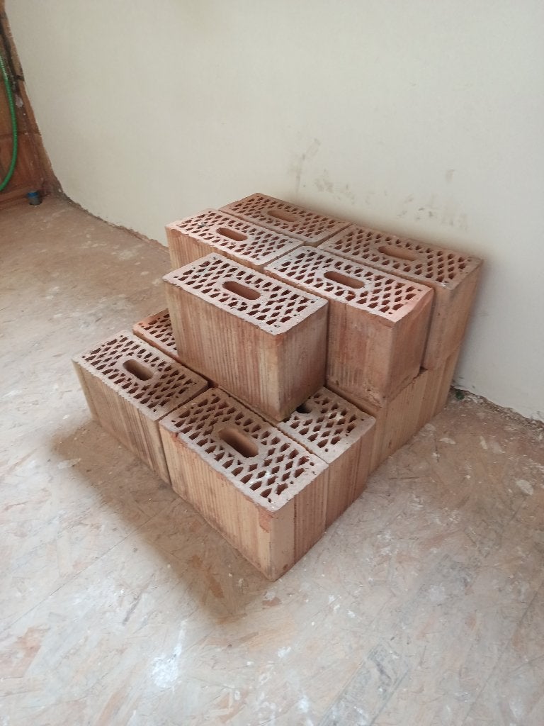 16 snelbouwstenen 14 x19 x 29 cm, Doe-het-zelf en Bouw, Ophalen, Nieuw, Bakstenen