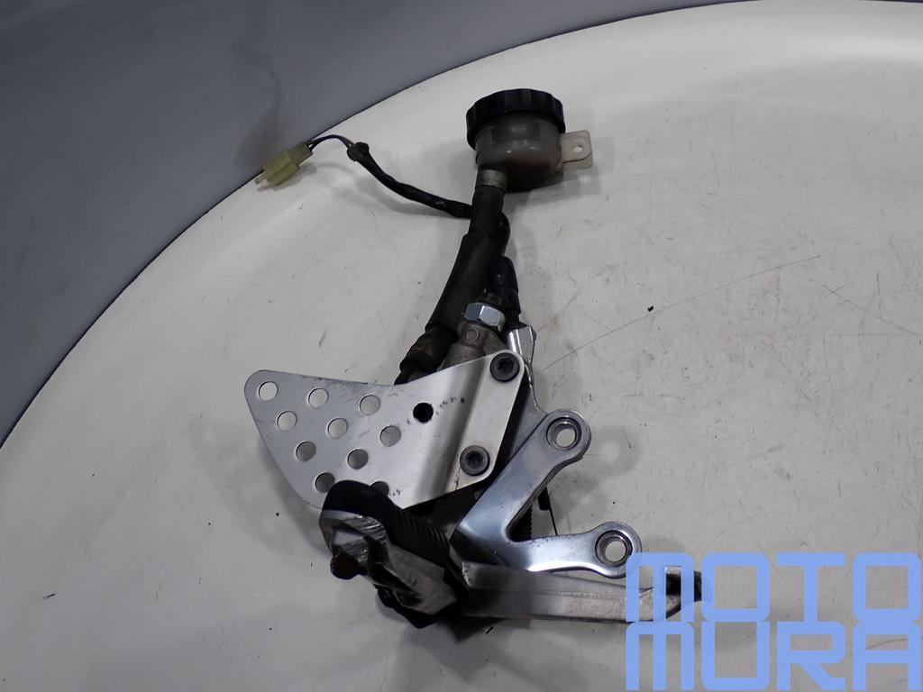 Kawasaki ZX6R ZX9R 1998 - 2002 voetsteun rechts rechter voet, Motoren, Gebruikt, -, -, Ophalen of Verzenden