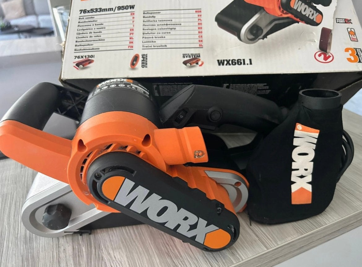 Ponceuse à bande WORX WX661.1 – 950 W – Très bon état, Doe-het-zelf en Bouw, Gereedschap | Schuurmachines, Ophalen, Zo goed als nieuw