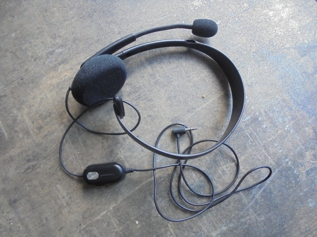 Microsoft Wired Headset voor XBOX 360 (zie foto's) II, Games en Spelcomputers, Games | Xbox 360, Gebruikt, Overige genres, 1 speler