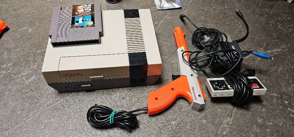 Nintendo NES Duck Hunt-pakket, Games en Spelcomputers, Games | Nintendo NES, Ophalen of Verzenden, Gebruikt