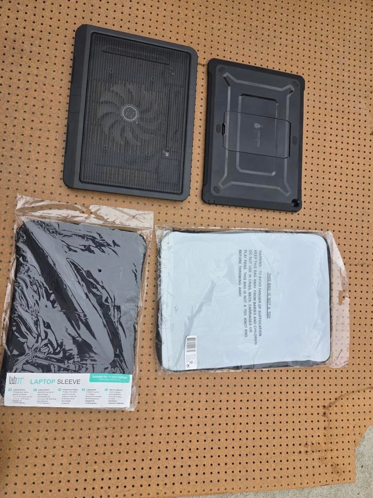 Tablet case + laptop hoezen + cooling pad – complete set, Computers en Software, 15 inch universeel, 13 inch of meer, Verzenden