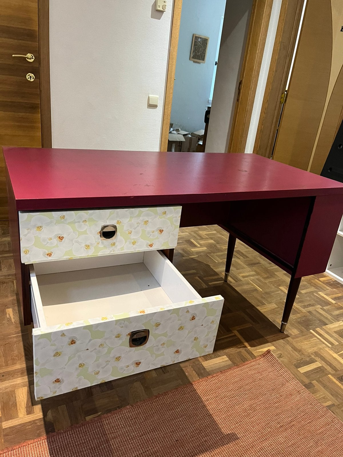 joli petit bureau prune, Maison & Meubles, Autres marques, Autres types, 120 cm, 62 cm