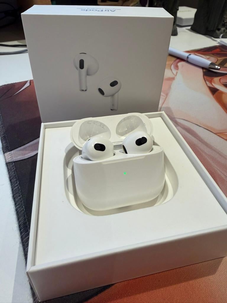 Apple AirPods 3 – Boîtier de charge MagSafe, Télécoms, Téléphonie mobile | Écouteurs, Apple, Utilisé, Blanc, Intra-auriculaires (In-Ear)