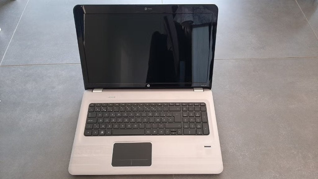 HP Pavilion dv7 met windows os, Ophalen, Zo goed als nieuw