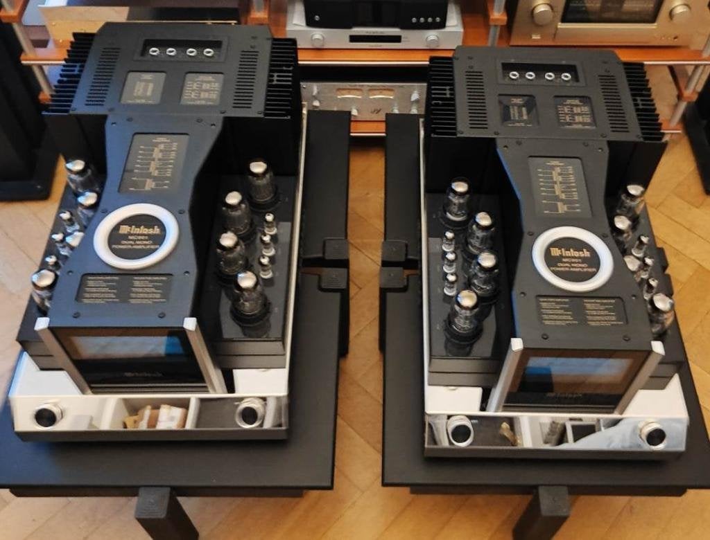 McIntosh MC901 AC optioneel AUER Acoustics VERSURA V2, Audio, Tv en Foto, Zo goed als nieuw, 120 watt of meer, Stereo, Ophalen