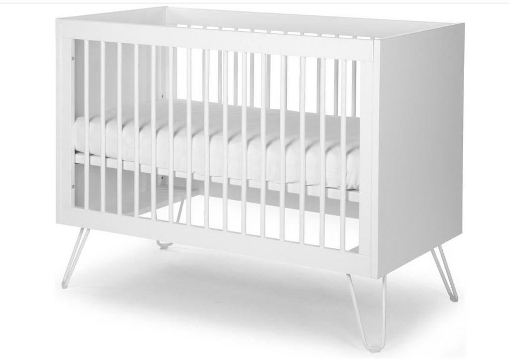 Babybed childhome 60x120 Ironwood met matras, Kinderen en Baby's, Babywiegjes en Ledikanten, Ophalen of Verzenden, Zo goed als nieuw