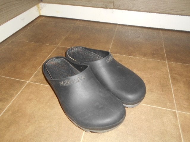 Zwarte clogs NatuLive - Maat 42/43, Ophalen of Verzenden, Gedragen, Zwart