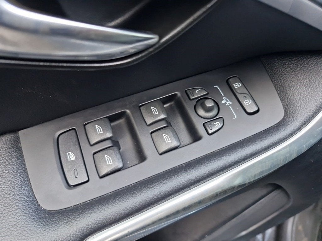 COMMUTATEUR RÉTROVISEURS Volvo V40 (MV) (01-2012/08-2019), Autos : Pièces & Accessoires, Info@volvocars.com, Volvo Car Germany GmbH