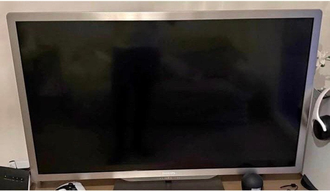tv philips hdmi  147cm3d 100€, Philips, LED, Enlèvement, Utilisé