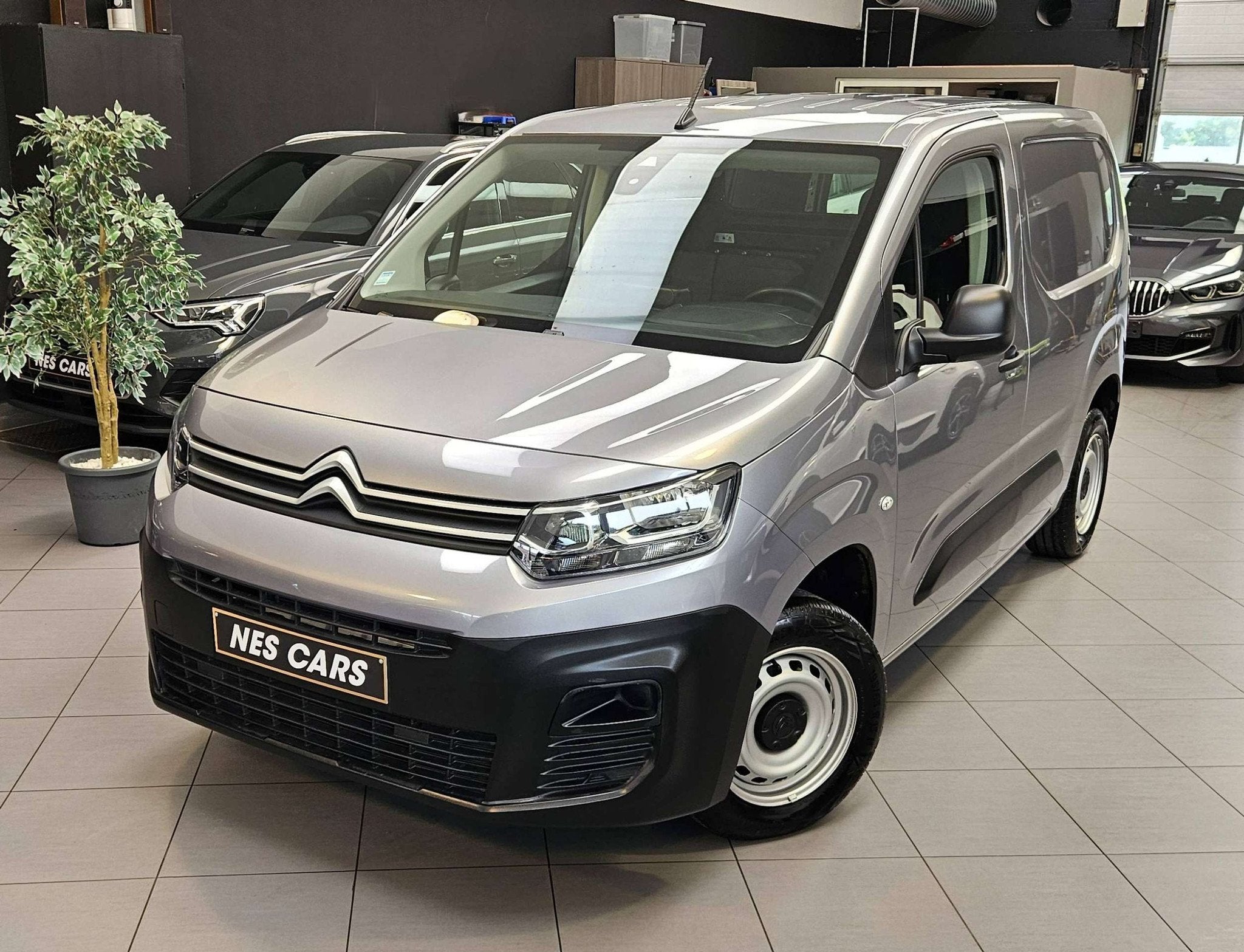 Citroën Berlingo BERLINGO 1.5 BlueHDi,TRES FAIBLE KM " 16.4, Voorwielaandrijving, 75 kW, Stof, 4 cilinders
