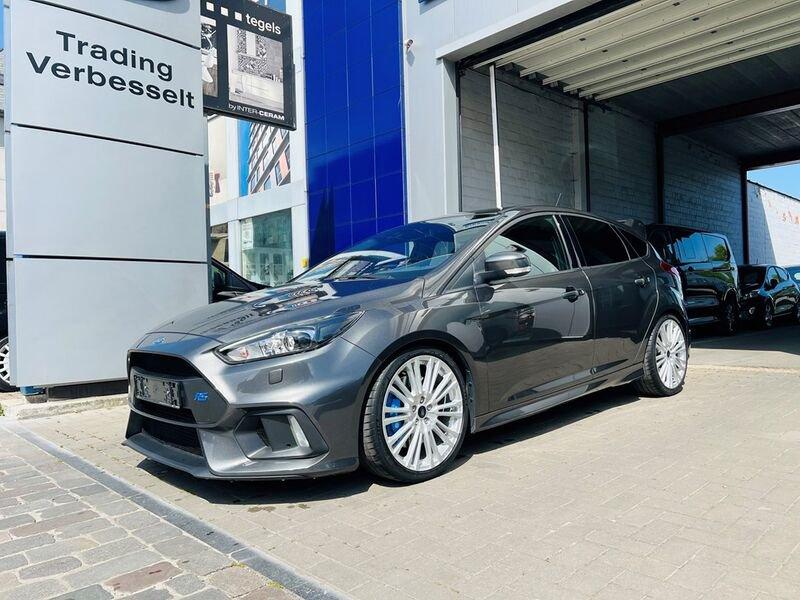 Ford Focus 2.3 Ecoboost / RS / Winter Pack / Camera / OHB, Auto's, Ford, Te koop, Focus, ABS, Adaptieve lichten, Airbags, Alarm