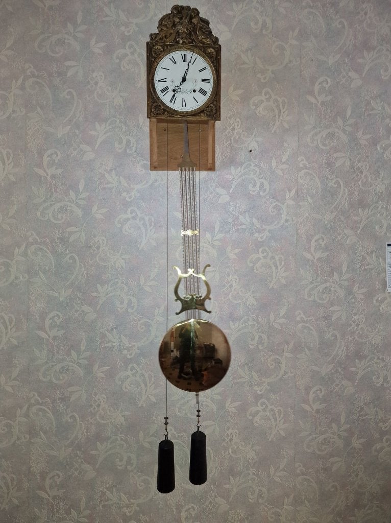Horloge Comtoise, Enlèvement