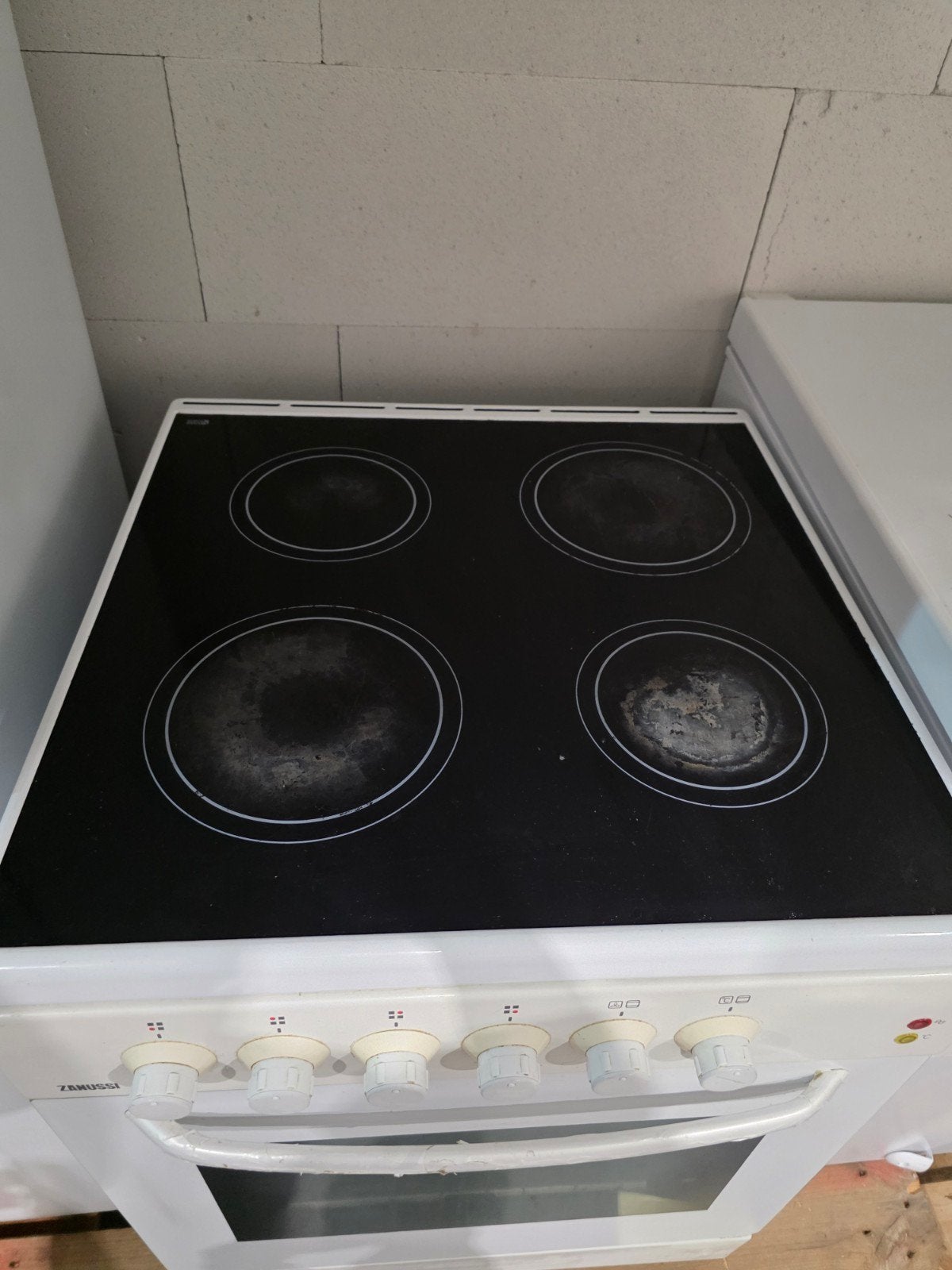 Te koop: Zanussi elektrisch fornuis (Gebruikt, maar in goede, Elektronische apparatuur, Gebruikt, Ophalen of Verzenden, 45 tot 60 cm