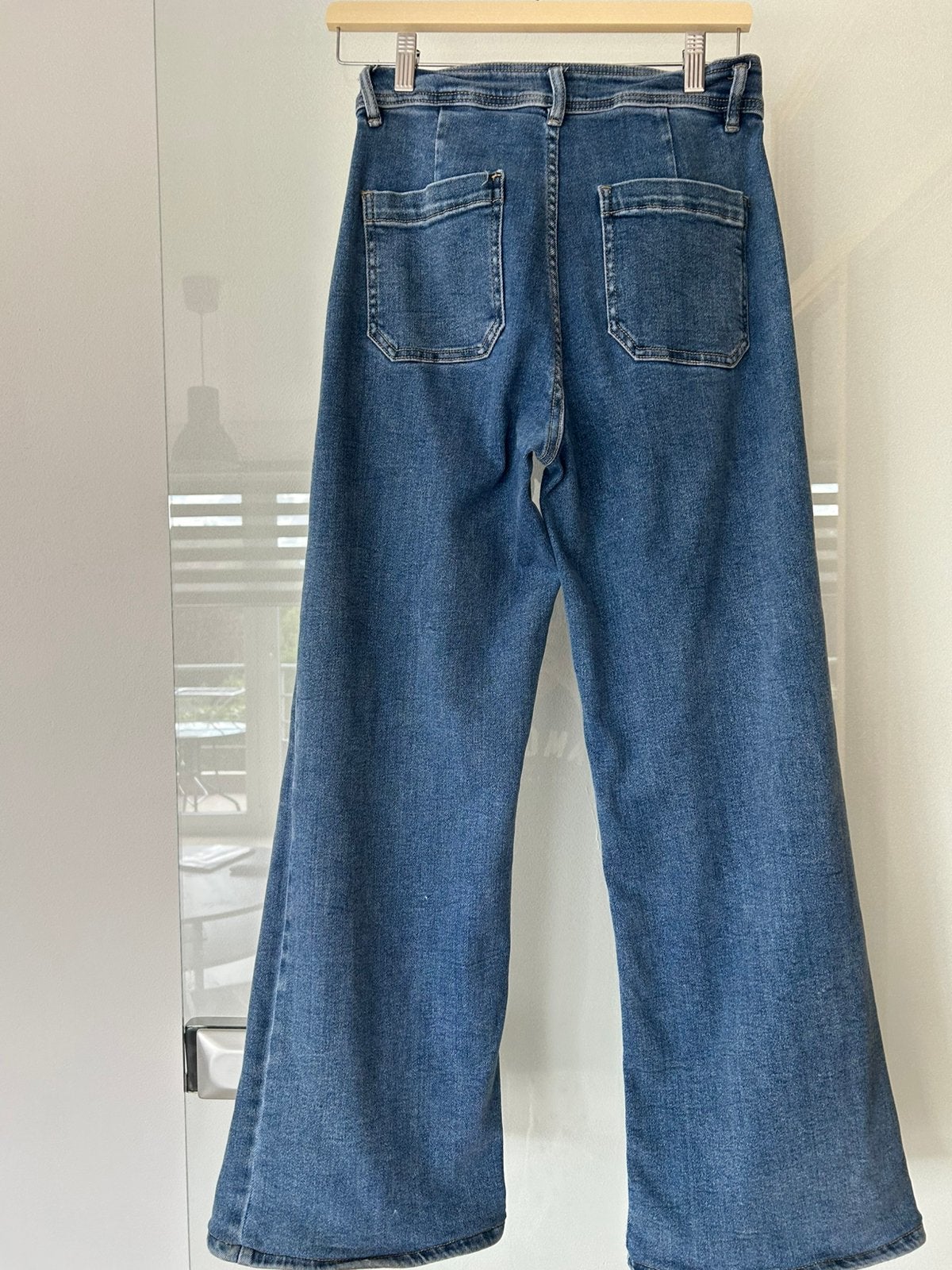 Jeans bleu de chez Hangar taille 38, Vêtements | Femmes, Jeans, Enlèvement ou Envoi, Comme neuf, Bleu