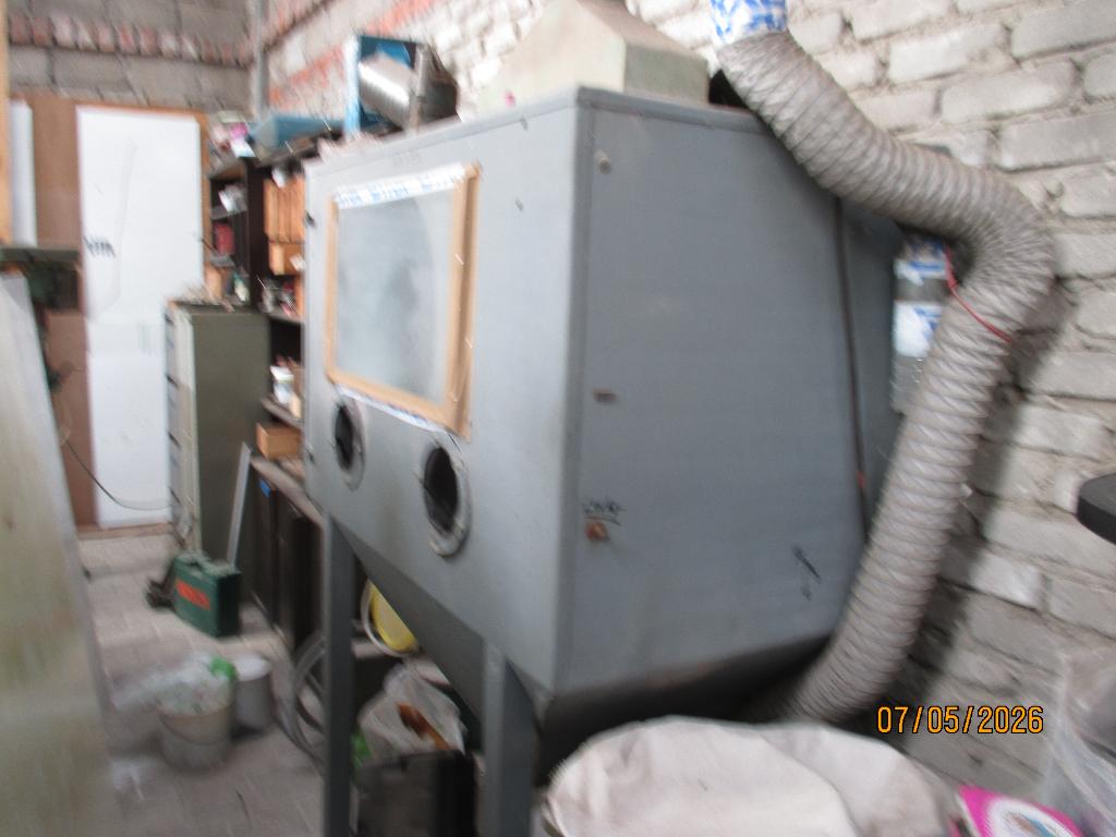 Zandstraal kast en compressor Brown 300- 630, Doe-het-zelf en Bouw, Compressors, Ophalen