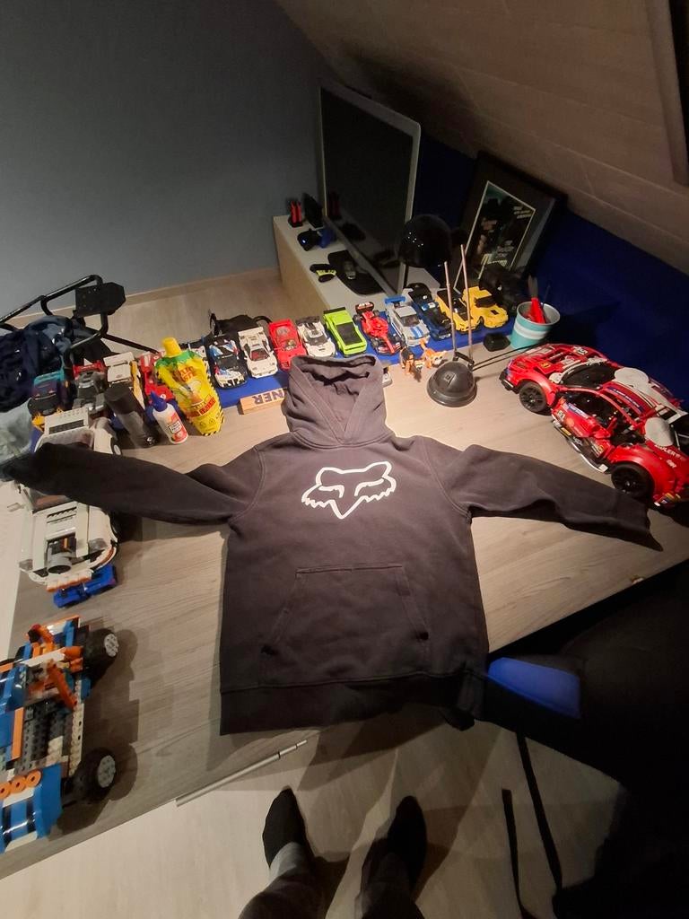 Fox trui, Ophalen