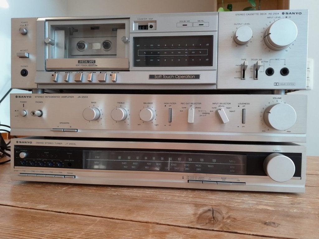 Kit Hi-Fi Vintage Sanyo avec ampli, tuner et K7 (1980), TV, Hi-fi & Vidéo, Chaîne Hi-fi, Utilisé, Deck cassettes ou Lecteur-enregistreur de cassettes