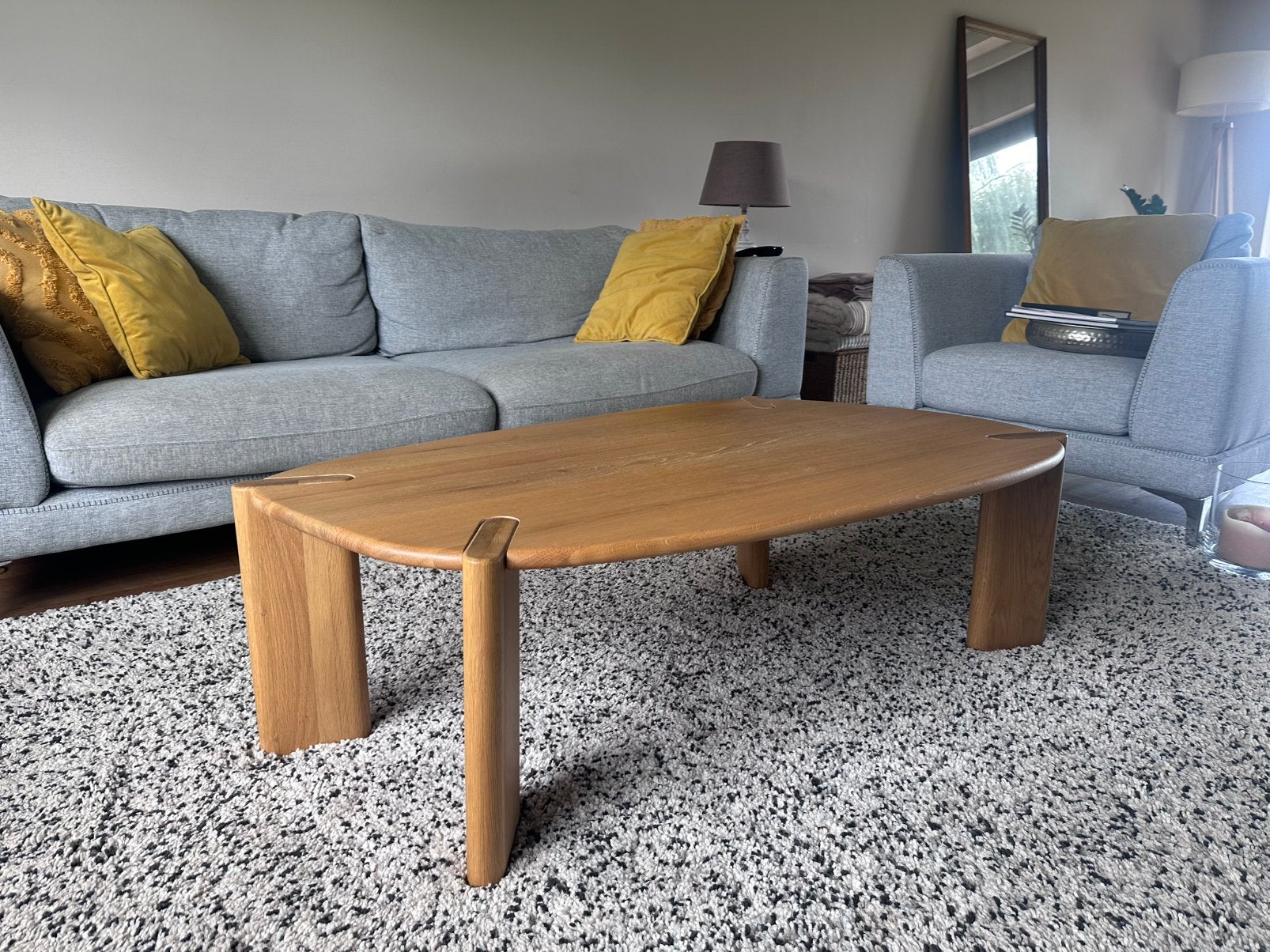 Table basse ELMO chêne massif, forme organique, 100 à 150 cm, Comme neuf, Enlèvement, 50 à 100 cm