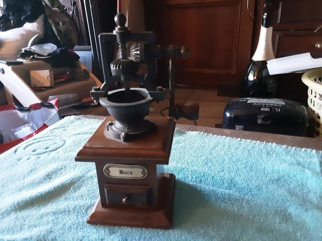 Petit moulin à café, Enlèvement ou Envoi