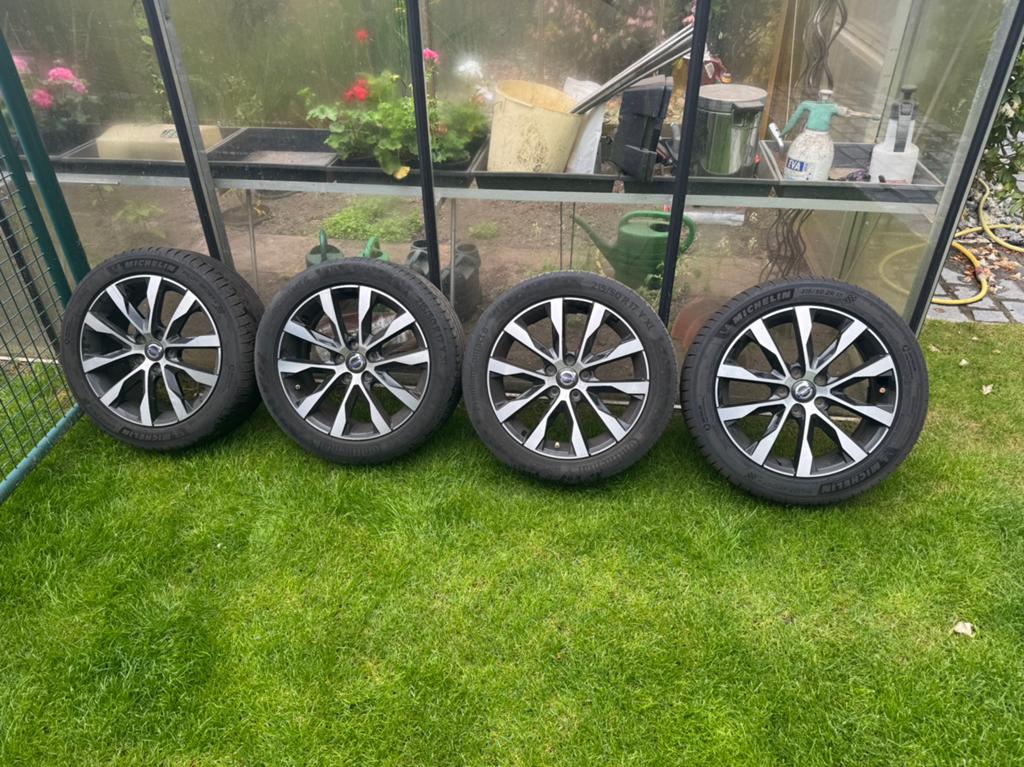 Velgen volvo v60 eerste generatie. 215/50R17, Pneus et Jantes, 215 mm, Véhicule de tourisme, Pneus été