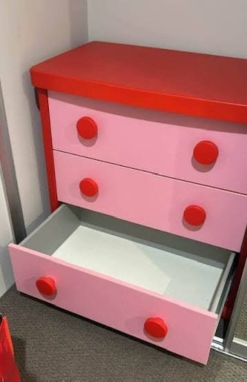 Commode rose à 3 tiroirs (série IKEA Mammut), Enlèvement, Comme neuf, Commode