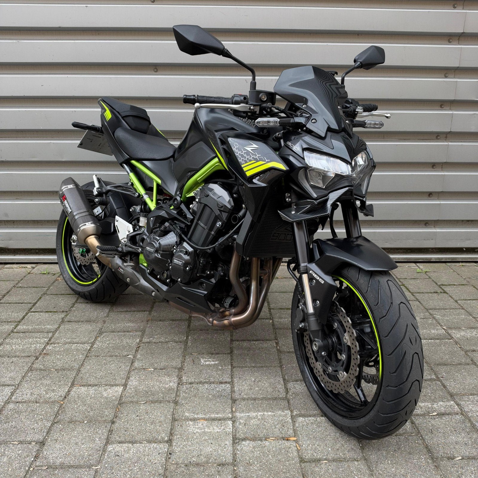 Kawasaki Z900 Pack Performance, Permis Moto A, Plus de 35 kW, Sport, ABS