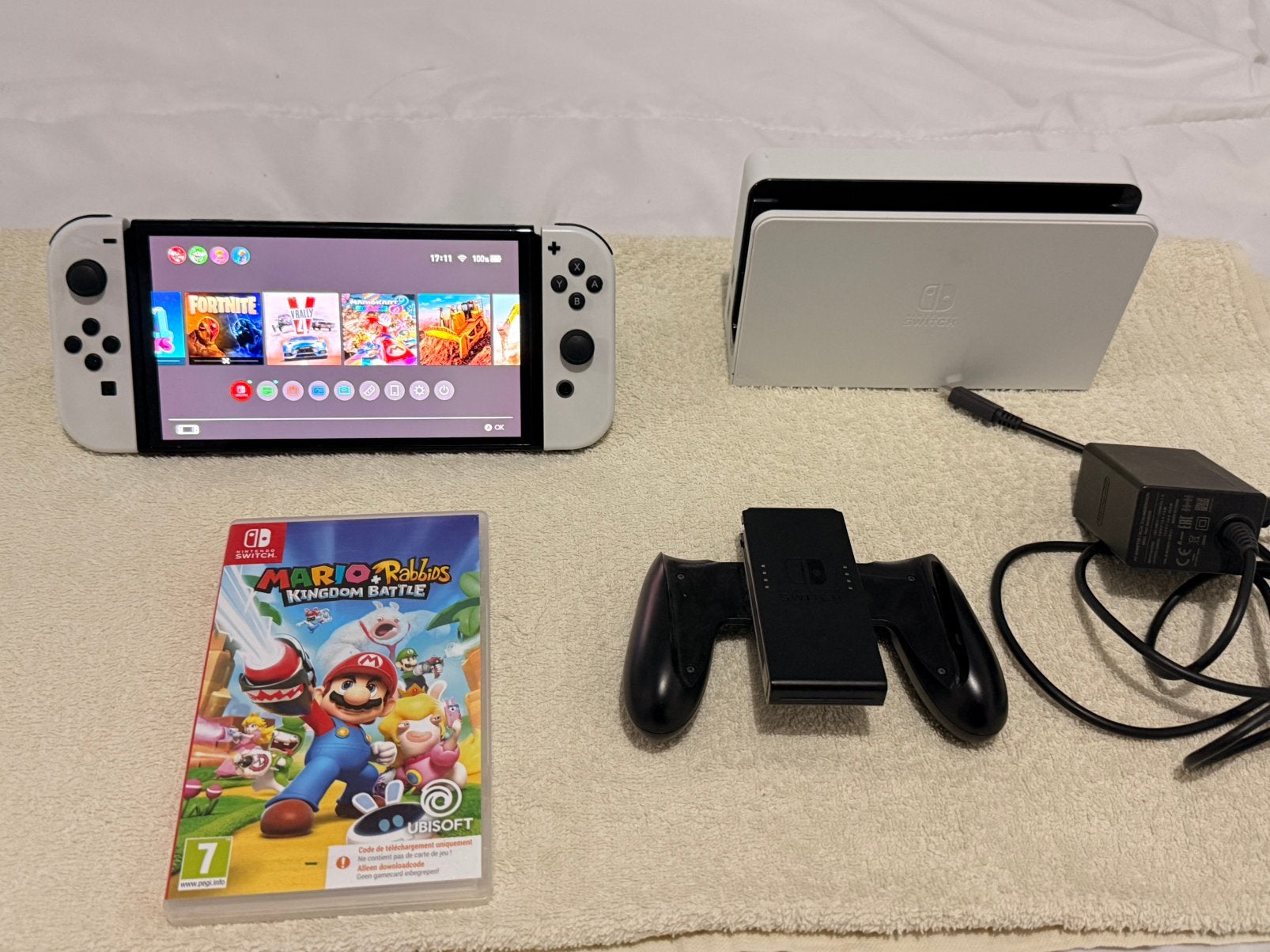 Nintendo switch OLED, Consoles de jeu & Jeux vidéo, Enlèvement, Comme neuf, Switch OLED