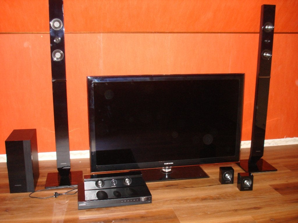 46' samsung tv met blu-ray 5.1 home cinema, Ophalen