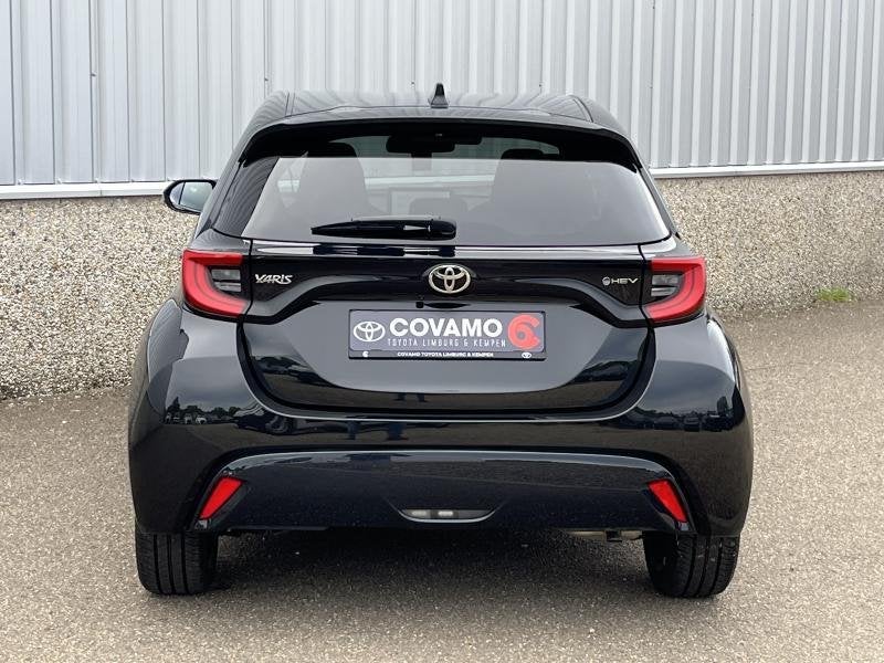 Toyota Yaris Style 130 PK / 15.000 KM !!, Auto's, Automaat, Zwart, 1490 cc, Bedrijf