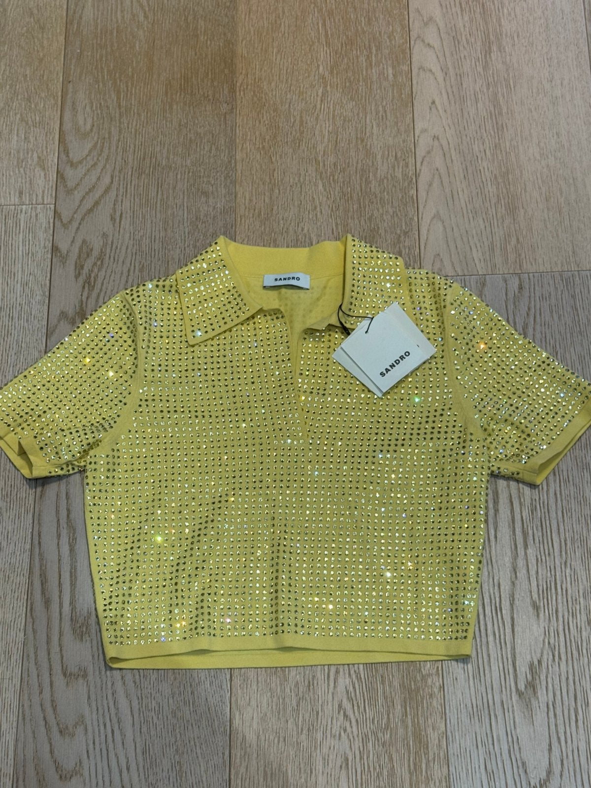 Nieuw met label Sandro poloshirt crop yellow full strass T36, Kinderen en Baby's, Kinderkleding | Maat 98, Ophalen of Verzenden