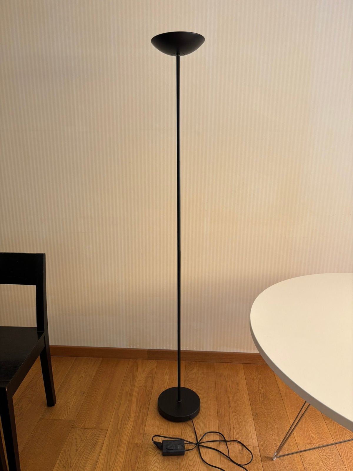 Lampe halogène noire, Enlèvement, Comme neuf
