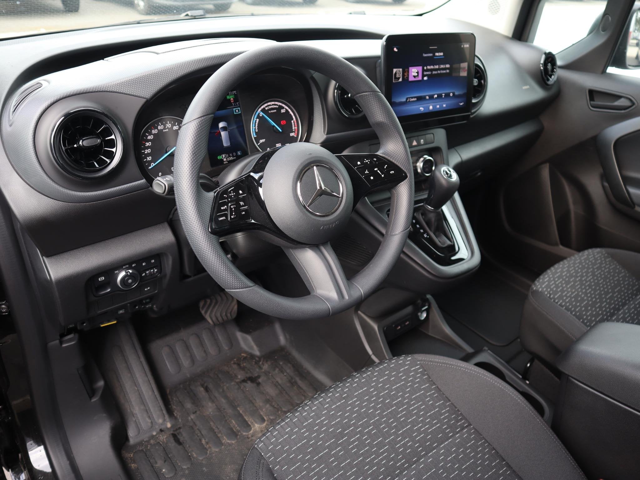 Mercedes-Benz eCitan 112 Pro L1 Business Solution 51 kWh, Autos, Entreprise, 2 places, Noir, Automatique