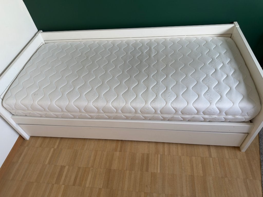 Lit LIFETIME, super qualité, prix neuf : 1134 euros, 90 cm, Une personne, Enlèvement, Utilisé