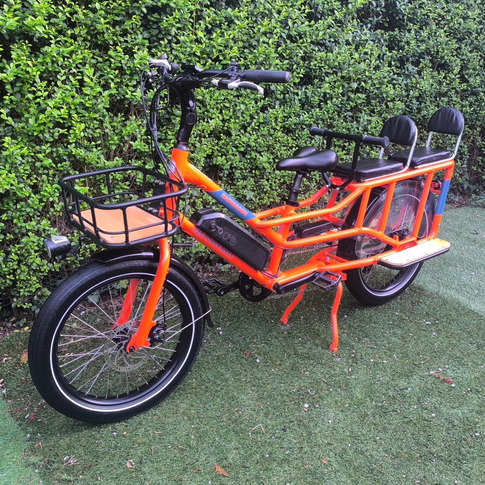 RadWagon 4 Electric Longtail/Cargo Bike Orange (2023), Autres marques, Comme neuf, Enlèvement, 2 enfants