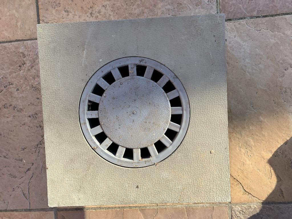 afvoerput met deksel, Doe-het-zelf en Bouw, Buizen en Afvoer, Ophalen, Gebruikt, PVC, Rechte buis