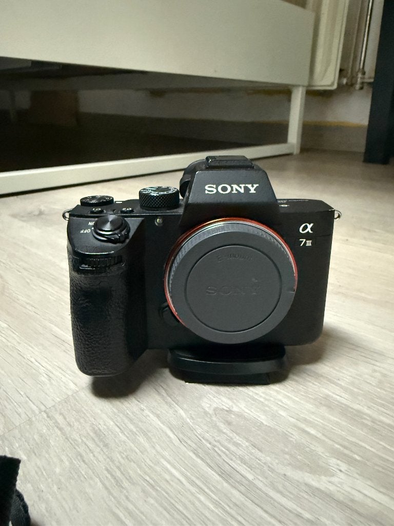 Sony Alpha 7 III, Bodydop, Ophalen of Verzenden, Zo goed als nieuw, Bluetooth